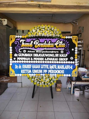 Papan Bunga di Semper Barat